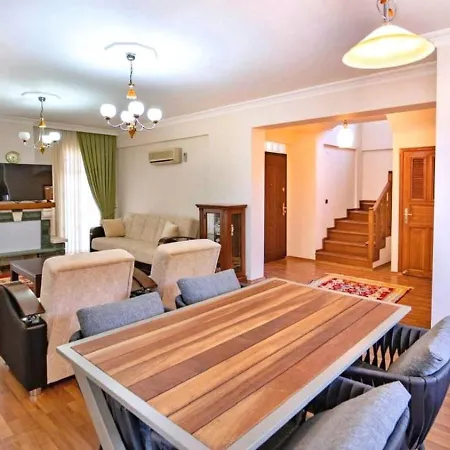 2 Bedroom With Private Pool פאטהיה