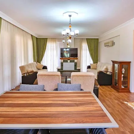 2 Bedroom With Private Pool וילה