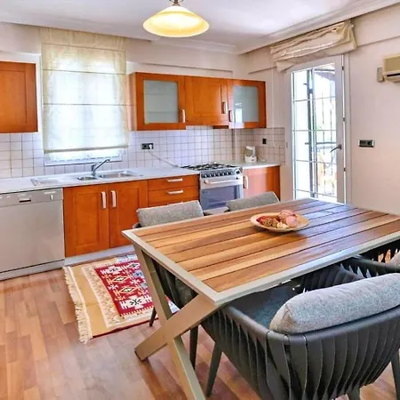 2 Bedroom With Private Pool * פאטהיה