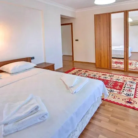 2 Bedroom With Private Pool *